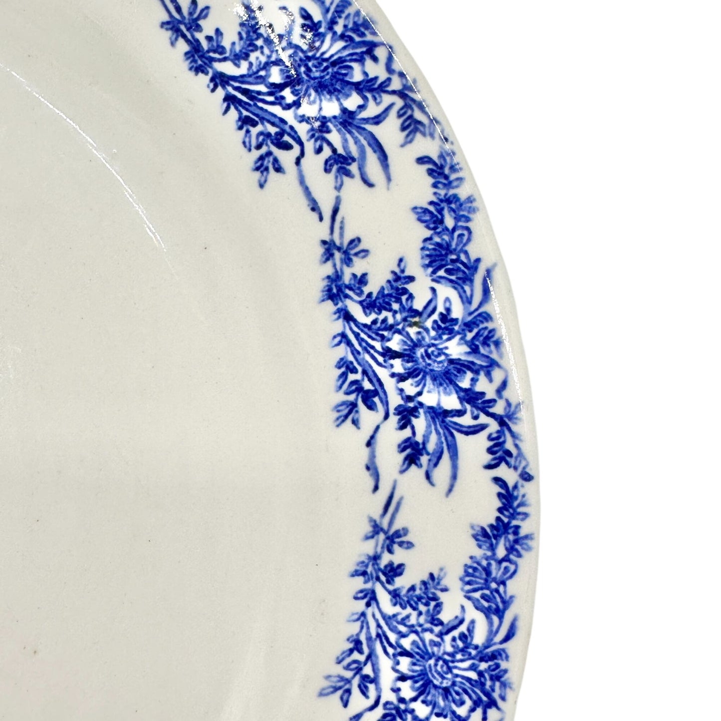 Set Of 4 Vintage Dinner Plates 9 inch White Blue Floral Porcelain Tableware