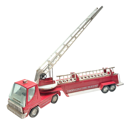 Vintage Nylint Fire Dept 33 Toy Fire Truck Extendable Ladder Metal Collectible