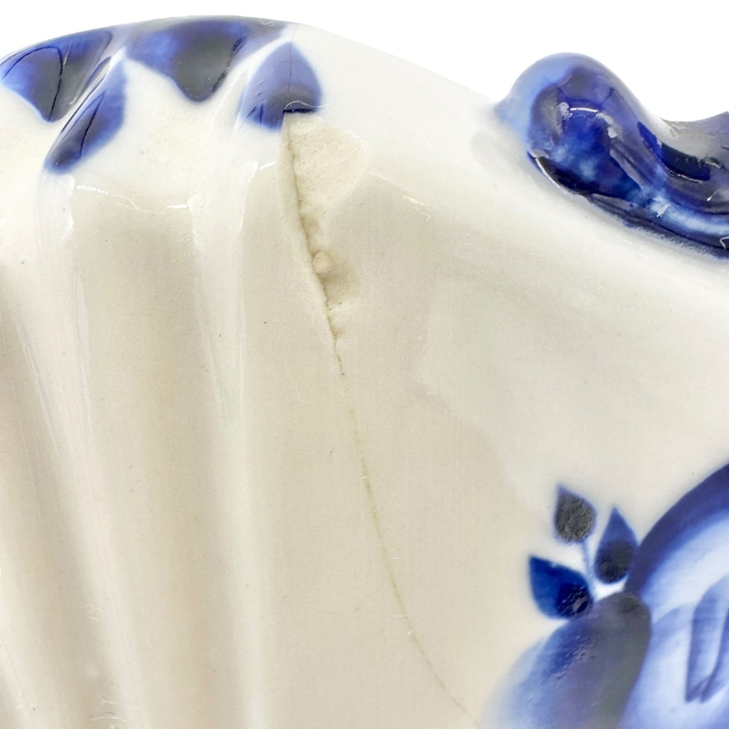 Handmade in Russia Gzhel Porcelain Covered Bowl With Lid Blue Floral Design