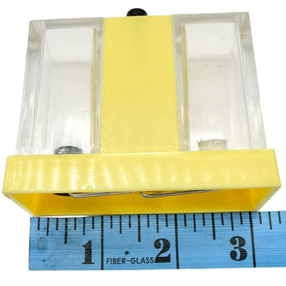 Vintage Myrtle Beach SC Push Button Salt Pepper Dispenser Yellow Plastic Boxed
