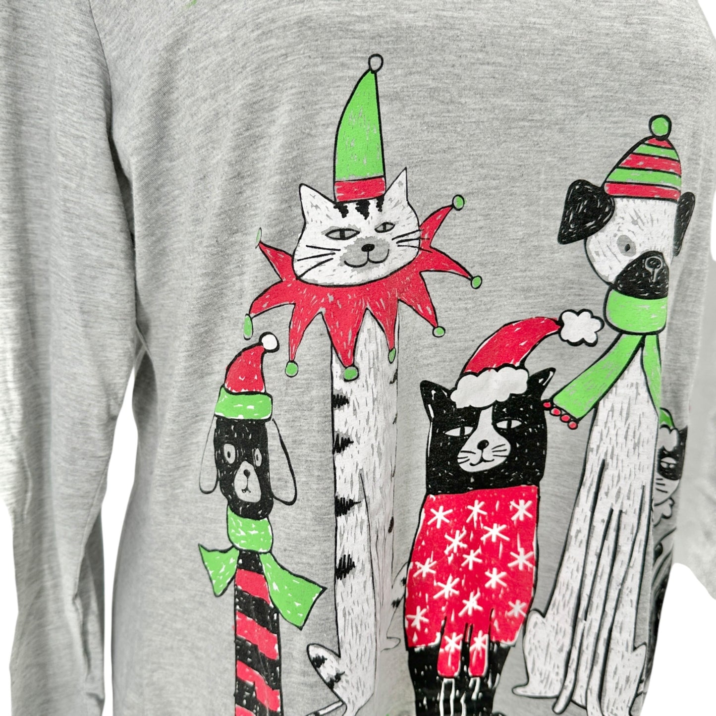 Mac & Belle Festive Top Womens 2X Gray Holiday Cat & Dog Graphic Long Sleeve