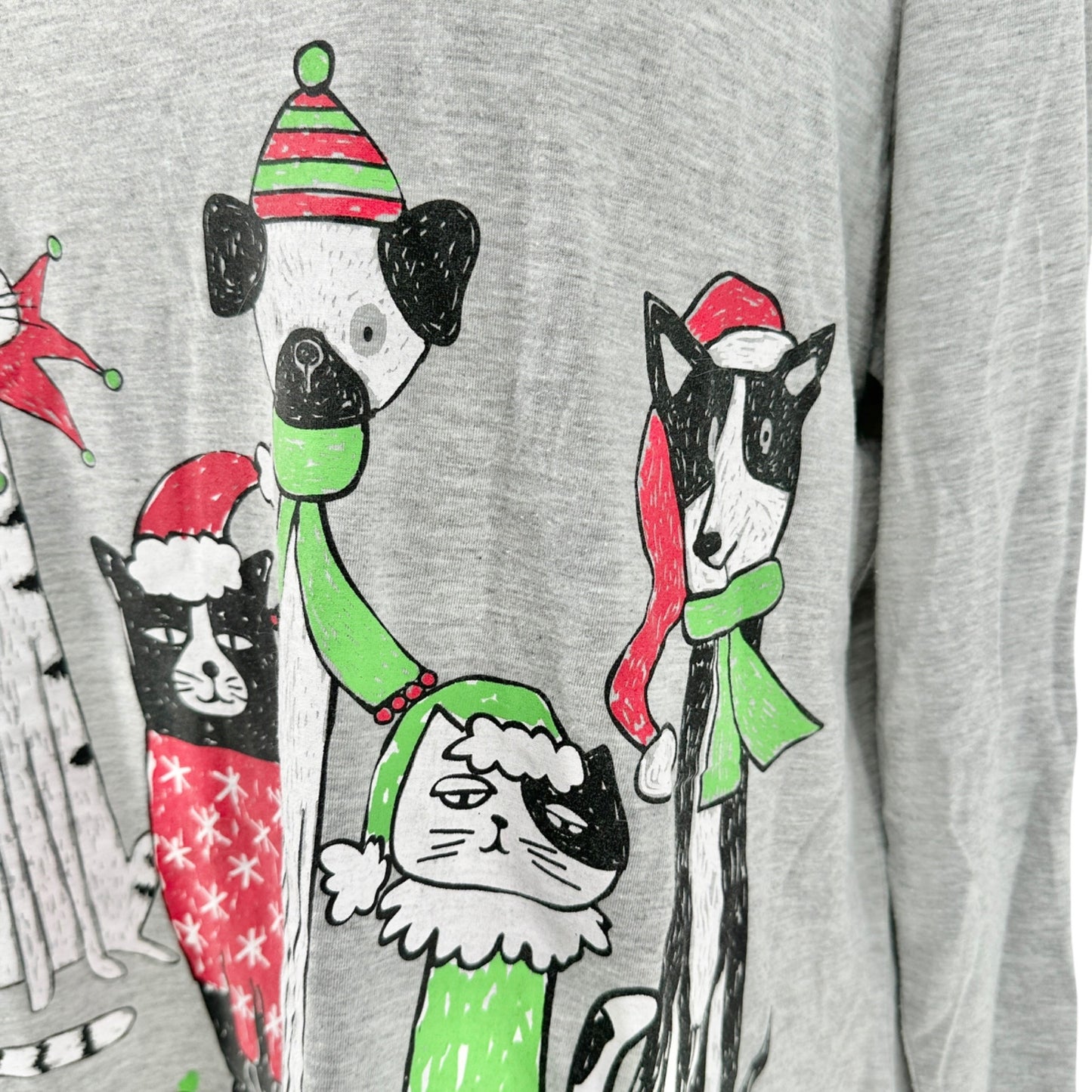 Mac & Belle Festive Top Womens 2X Gray Holiday Cat & Dog Graphic Long Sleeve