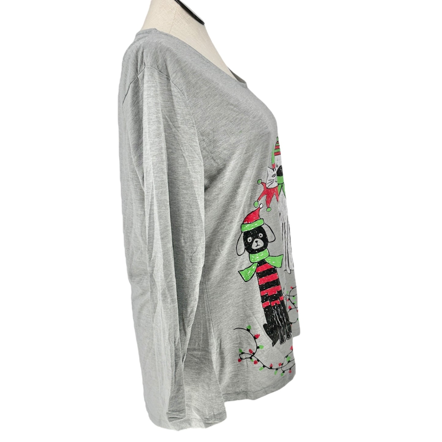 Mac & Belle Festive Top Womens 2X Gray Holiday Cat & Dog Graphic Long Sleeve