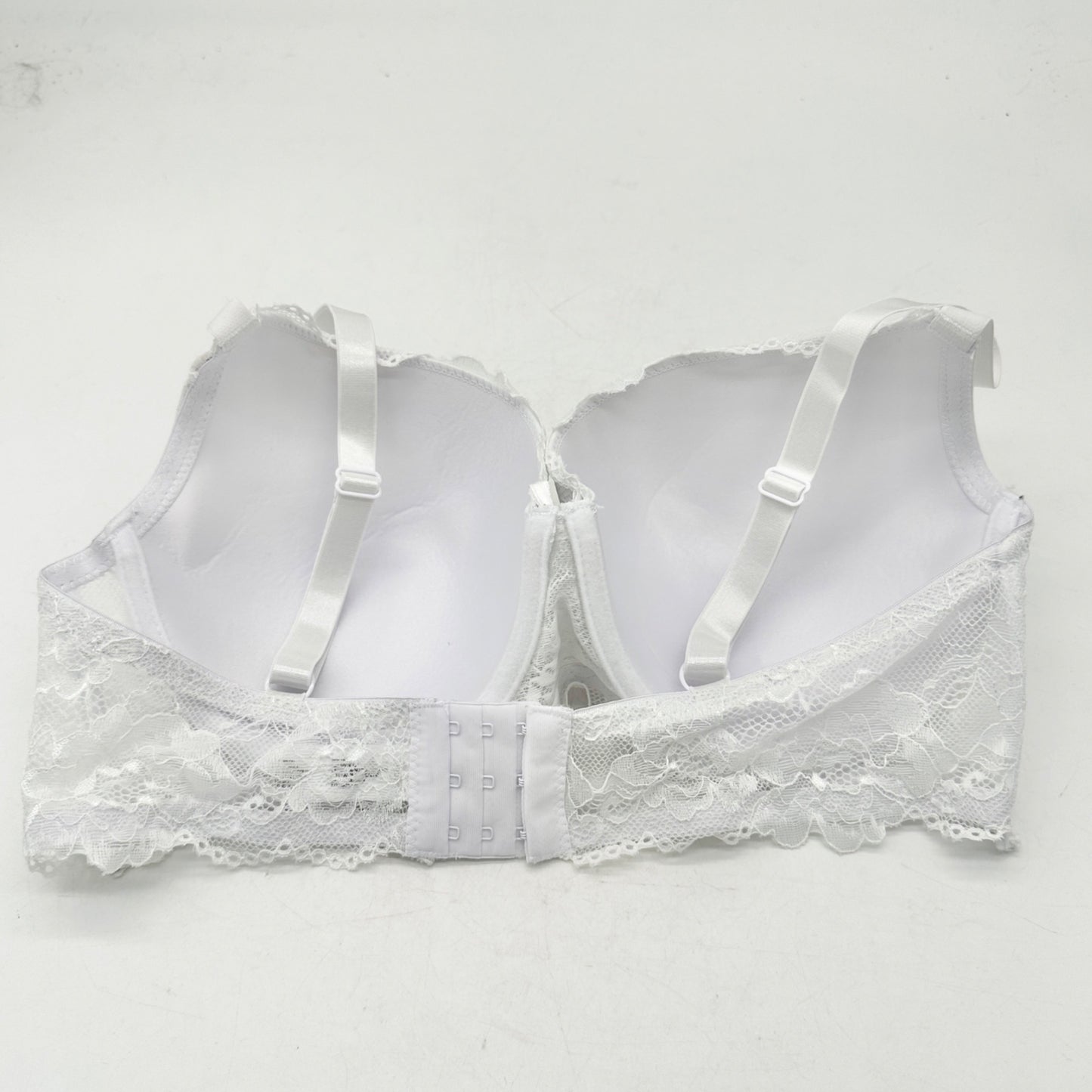 B Luxe Lace Push Up Underwire Bra 38C Padded With Adjustable Straps in White