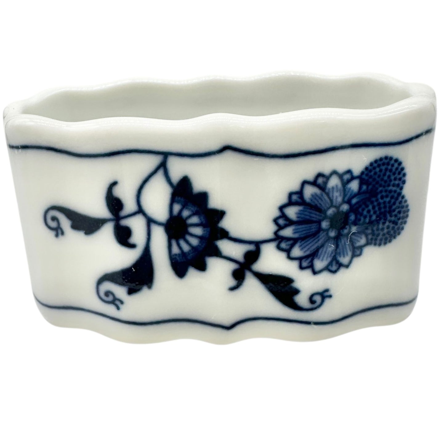 Set Of 4 Blue Danube Porcelain Napkin Rings With Floral Design Blue White 2.5x1