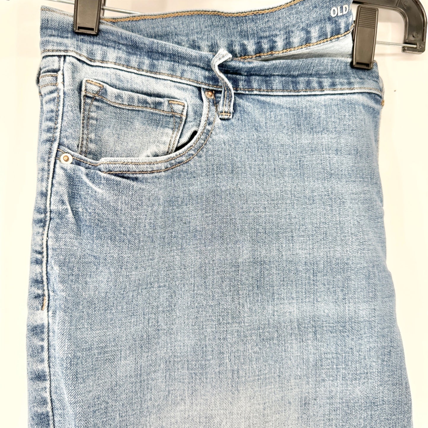 Old Navy Skinny Jeans Womens Size 18 Short Light Wash Mid Rise 5 Pockets Stretch