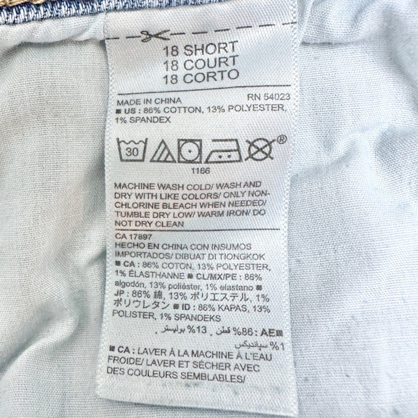 Old Navy Skinny Jeans Womens Size 18 Short Light Wash Mid Rise 5 Pockets Stretch