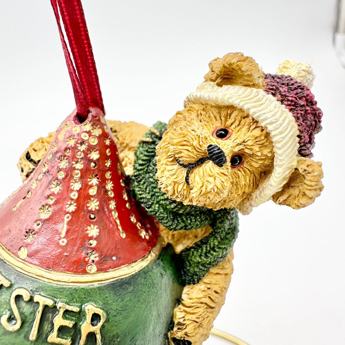 Boyds Holiday A Sister Is A Born Friend Teddy Bear Ornament 2005 in Box 4" Long