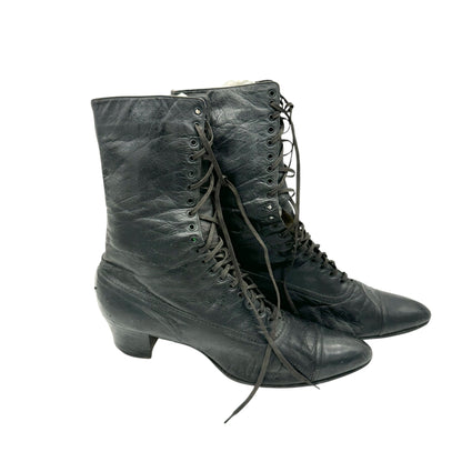 Vintage Queen Quality Black Leather Lace Up Victorian Boots Timeless -Sole 10”L