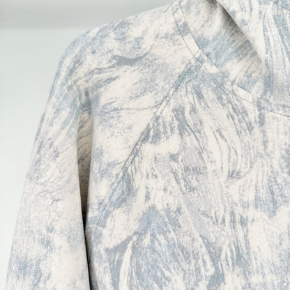 Old Navy Active Dynamic Fleece Pullover Hoodie Size L Blue White Abstract Print