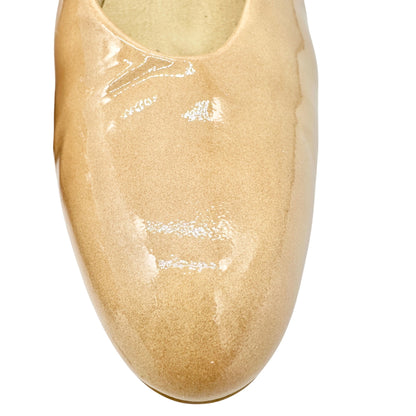 Stuart Weitzman Beige Patent Leather Heels Womens 8.5 Spain Made Classy Elegant