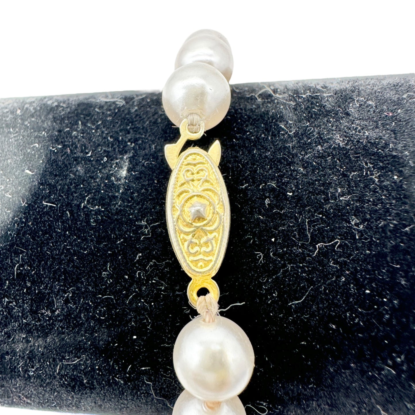 Cultured Faux Pearl Bracelet With Gold-Tone Clasp Individually Knotted 7.5 inch