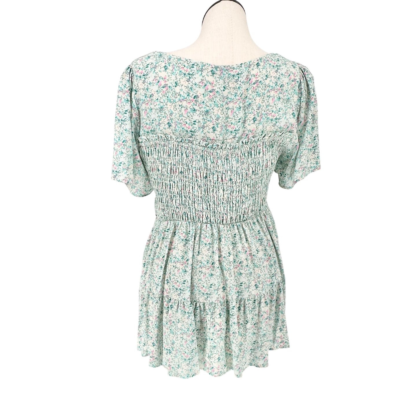 Torrid 2 Floral Smocked Babydoll Top Womens 18-20 Lt Blue Pink Beige SS Stretchy