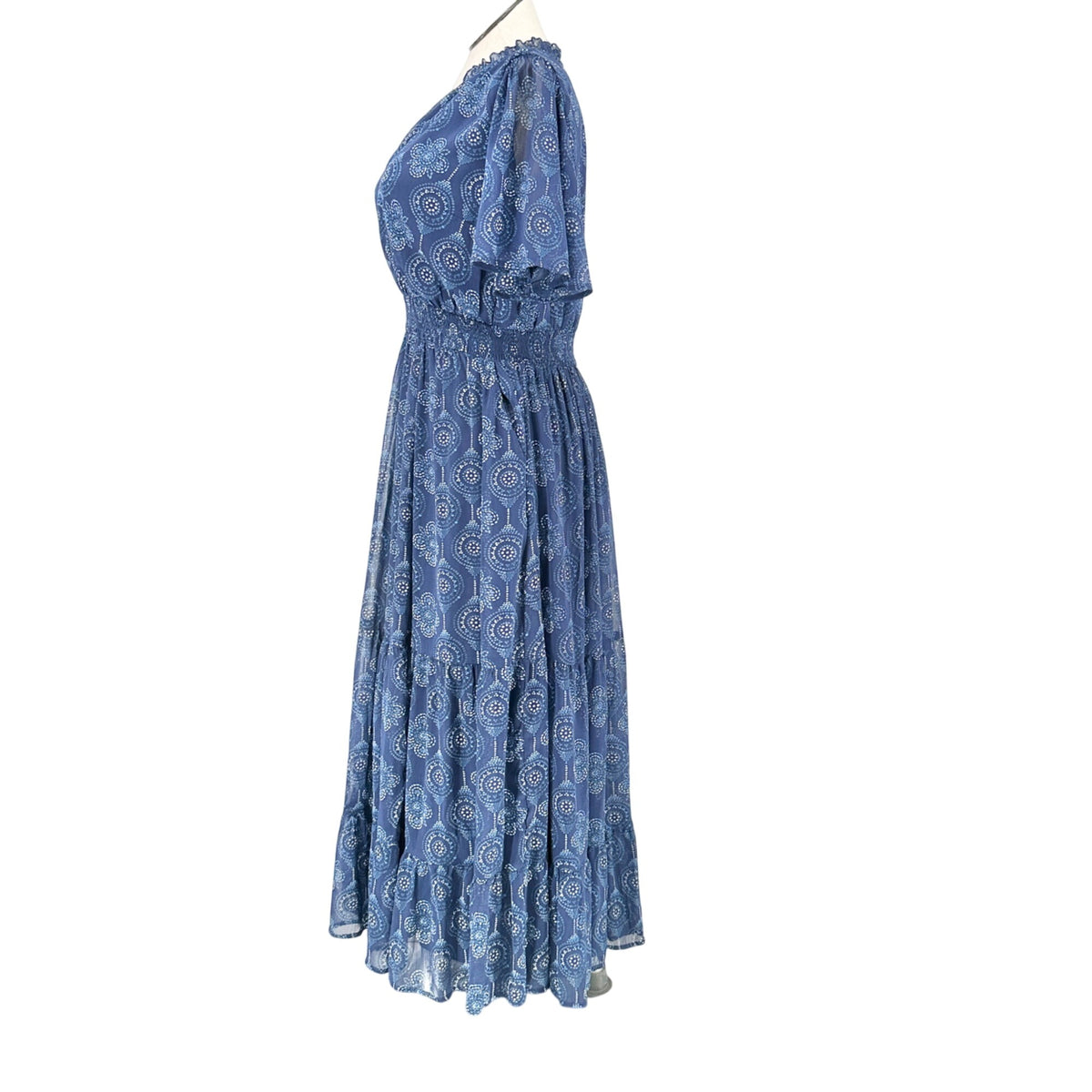 Torrid 2 Midi Dress Size 2X Blue Smocked Waist Floral Print Short Flutter Sleeve