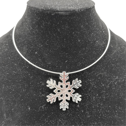 Snowflake Pendant Necklace Silver Tone Winter Jewelry Adjustable Chain 16-18 in