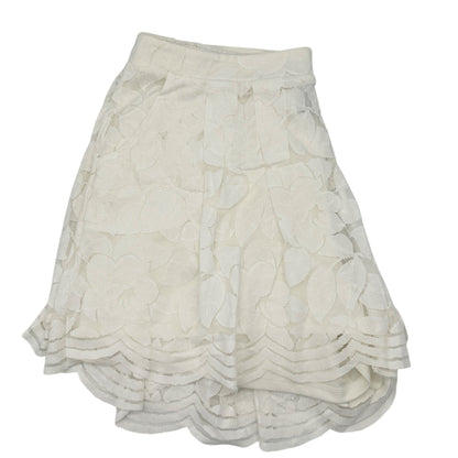 Torrid 2X Ivory Scalloped Lace Shorts Womens Elastic Waist Floral Overlay Light