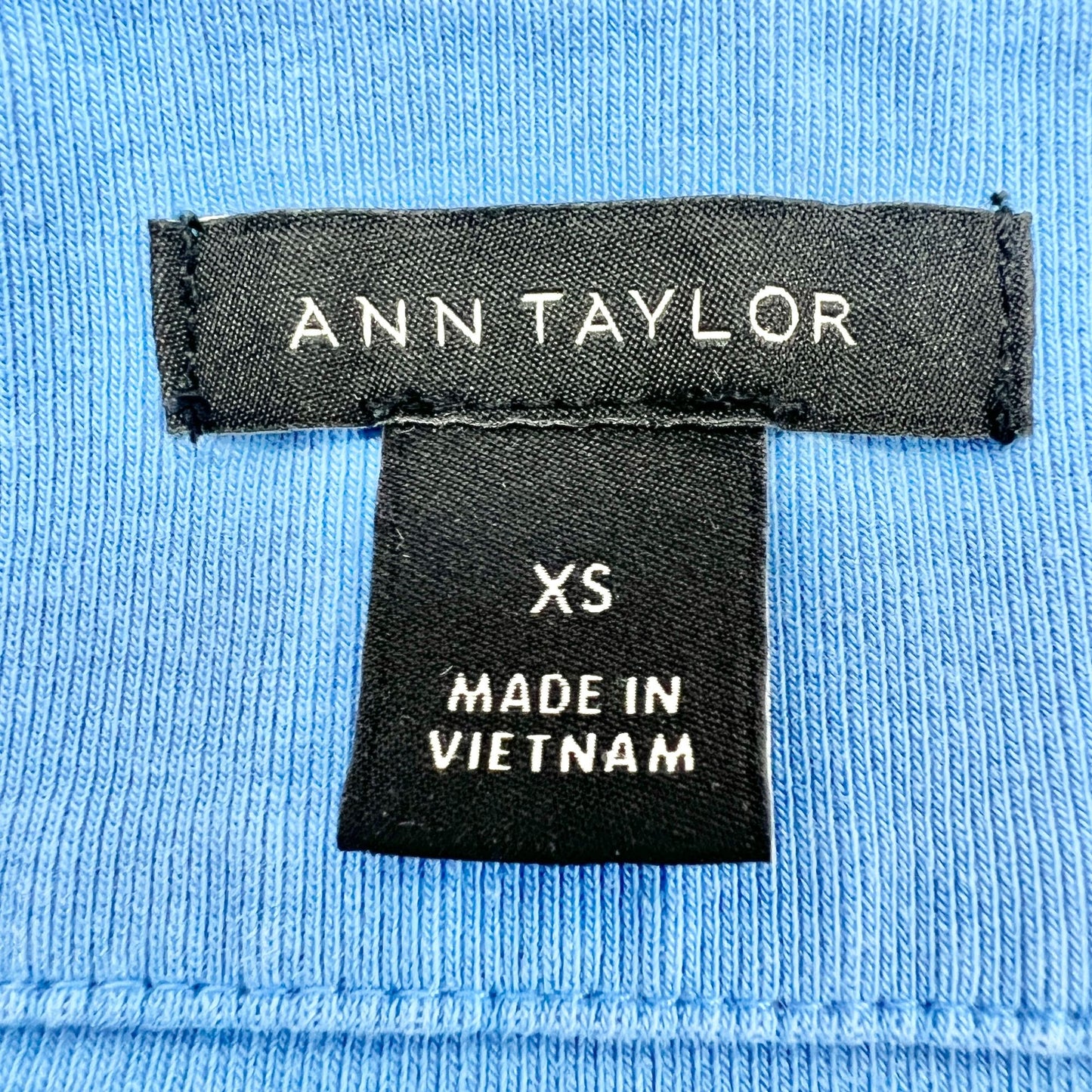 Ann Taylor Women's XS Sky Blue Square Neck Short Sleeve Top