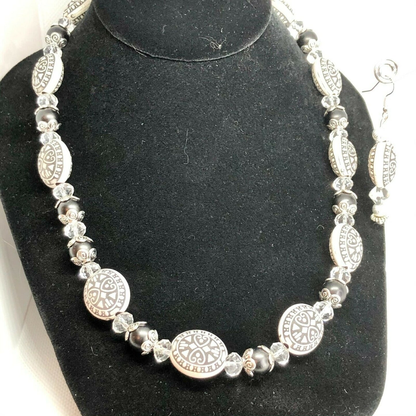 Handcrafted 2pc Jewelry Set Black & White Beads Dressy Statement NEW