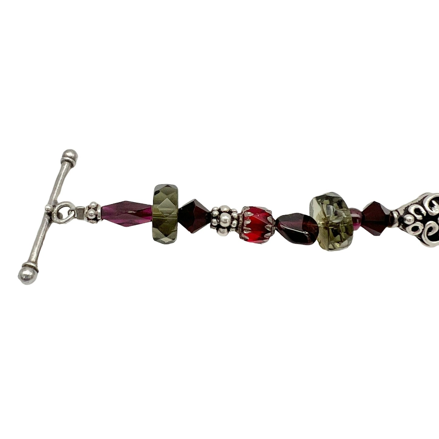 Bracelet Womens 7 in Silver Red Green Bead Toggle Closure