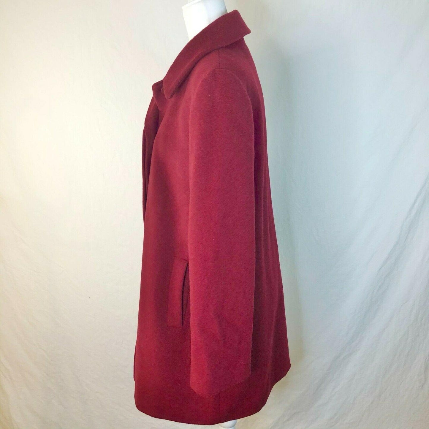 Liz Claiborne Size 12 Short Classic Maroon Wool Coat Hidden Buttons Pockets