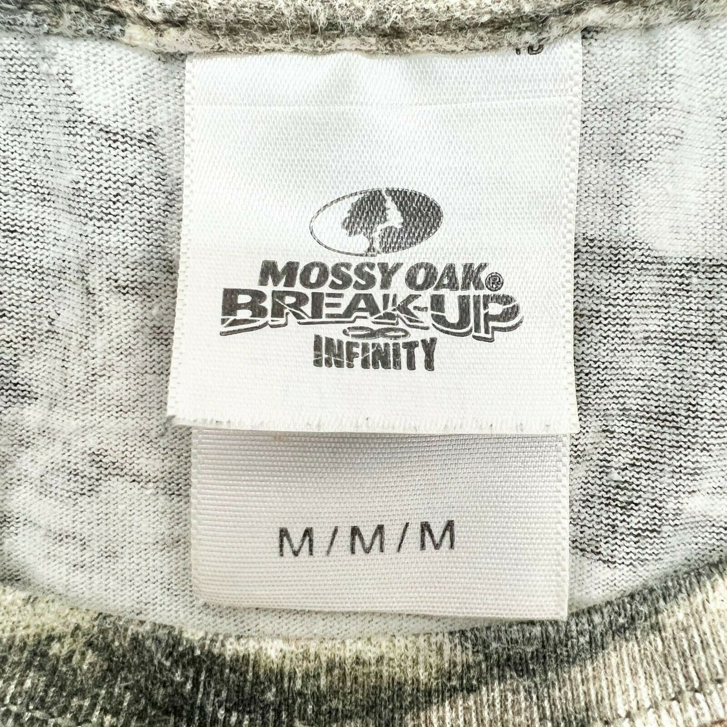 Mossy Oak Break Up Infinity Camouflage T-Shirt Size Medium