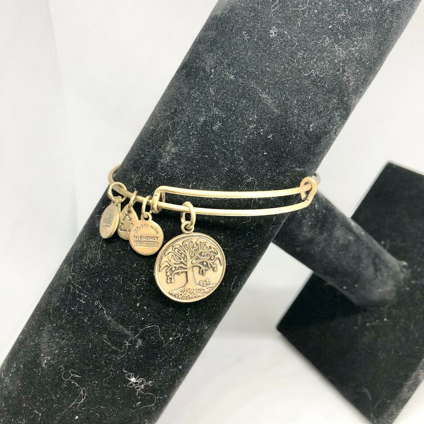 Alex and Ani Tree of Life Bracelet Antiqued Bronze EUC