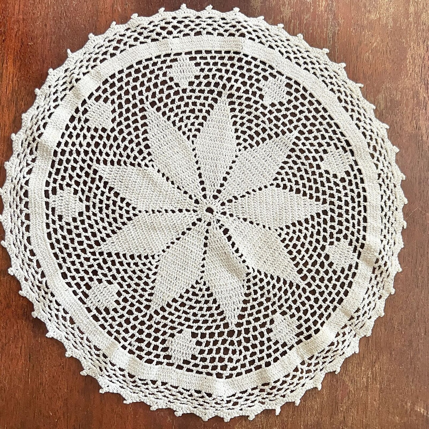 Vintage Doily 10 in round Ivory Crochet Cotton