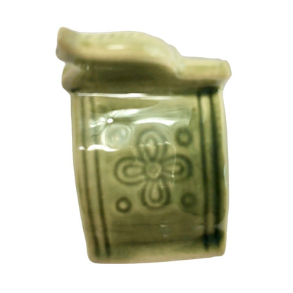 Set of 4 Ceramic Green Elephant Napkins Rings Floral Beautiful EUC
