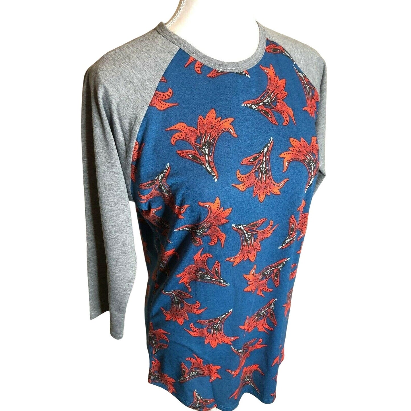 LuLaRoe Randy Baseball Style Tee Size M Blue Red Flowers Gray 3/4 sleeves NWT