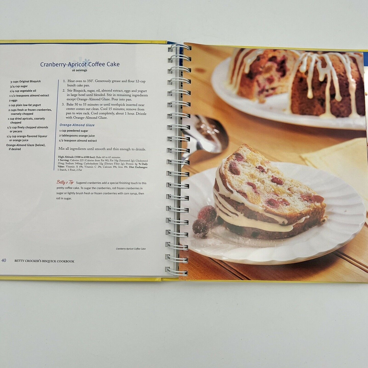 Betty Crocker's Bisquick® Cookbook (2000, Hardcover)