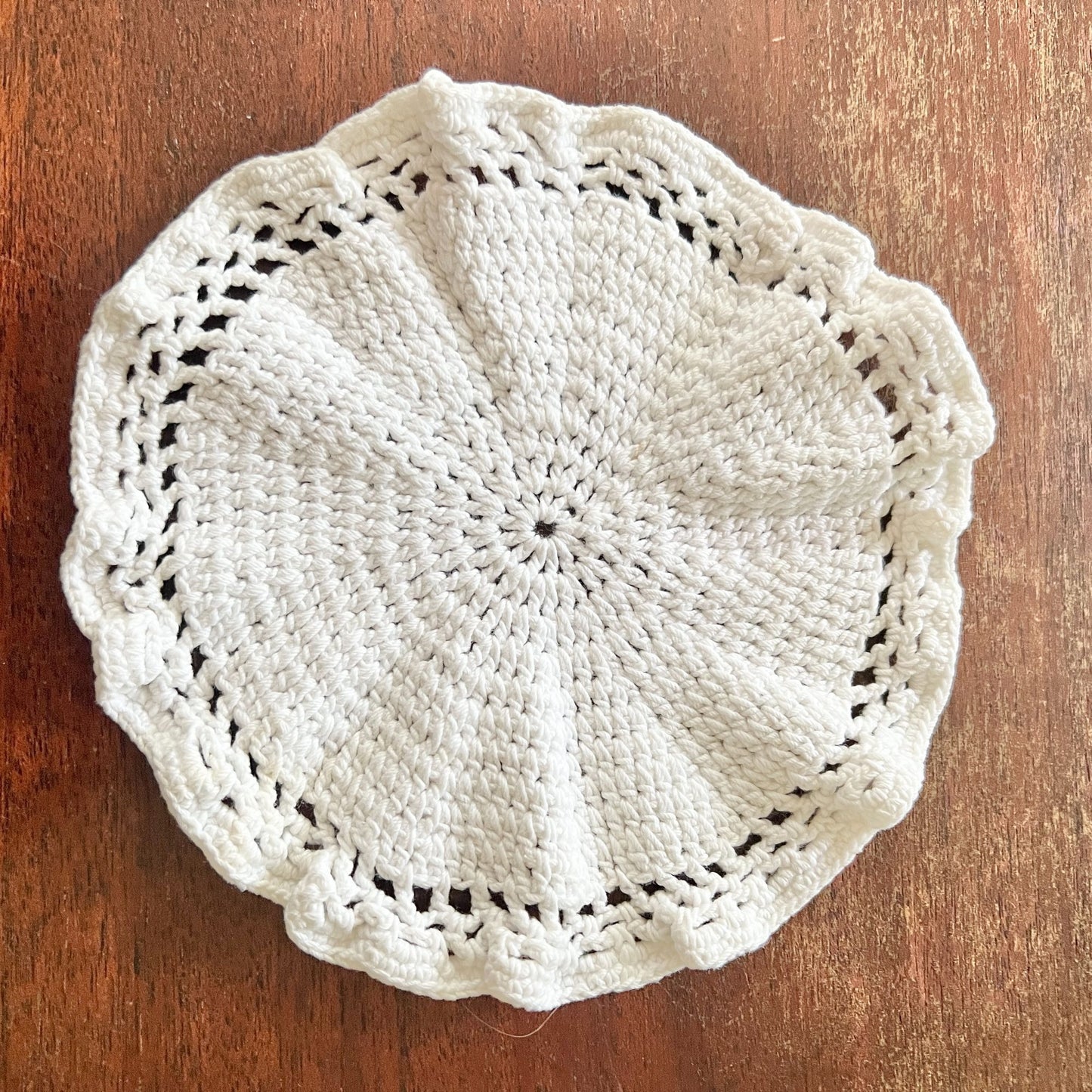 Set of 2 Vintage Doilies 6.5 in and 6 in Ivory Crochet