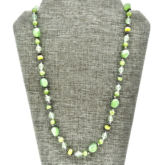 Necklace 24 inch Beaded Silvertone Green