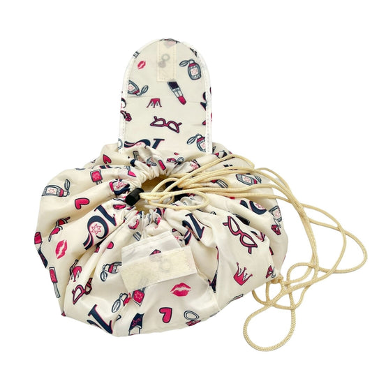 Travel Makeup Bag Drawstring Beige Hook Loop Closure 2 Interior Pockets NWOT