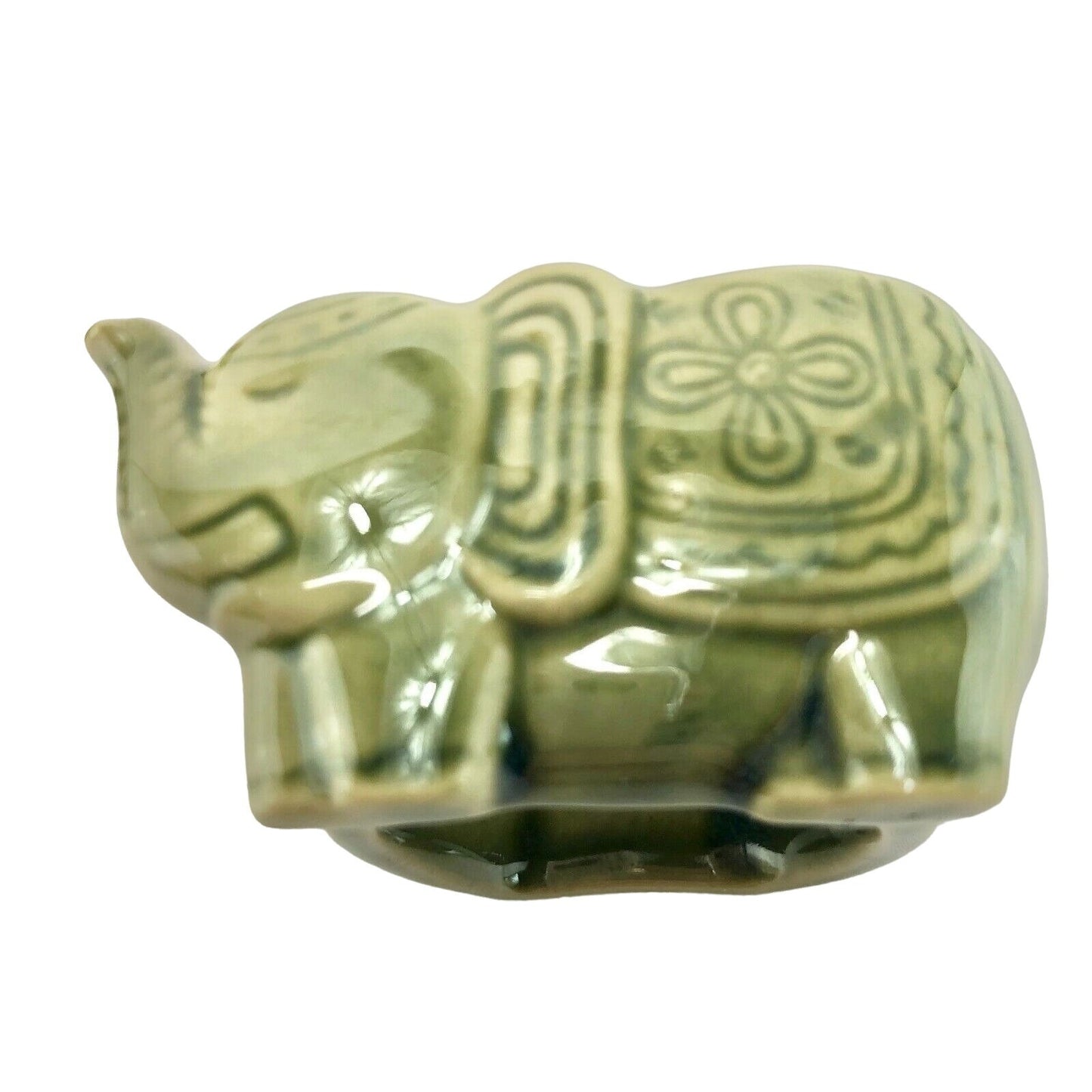 Set of 4 Ceramic Green Elephant Napkins Rings Floral Beautiful EUC