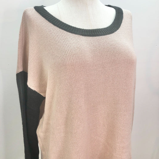 Torrid 2 Blush Colorblock HiLo Tunic Sweater with Black Trim