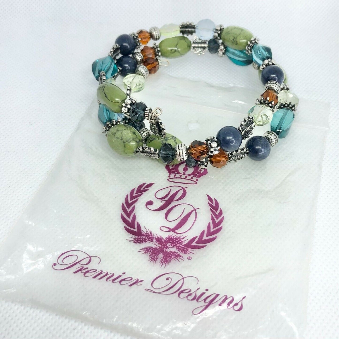 Premier Designs Costa Rica Coil Bracelet Blue Green Blue EUC